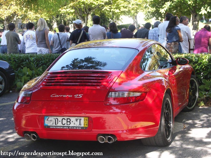 Avistamentos Porsche - Página 11 13carrera4s