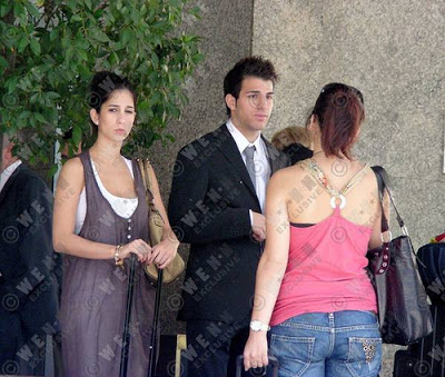 Arsenal Cesc Fabregas Spanish Girlfriend Carla Cesc_Fabregas_girlfriend_carla_4