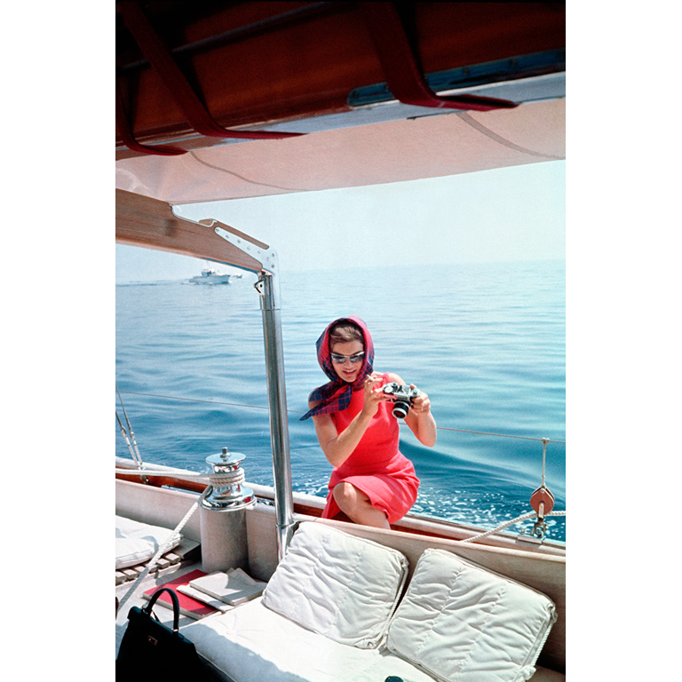 Jackie Kennedy-Onassis - Página 4 Jackie%2BKennedy%2Bin%2BPortofino%2B1961%2Bby%2BMark%2BShaw