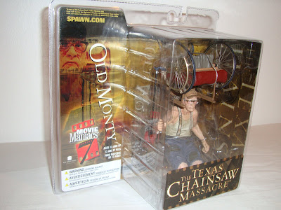 Movie Maniacs 7: The Texas Chainsaw Massacre - Old Monty (McFarlane) DSC01285