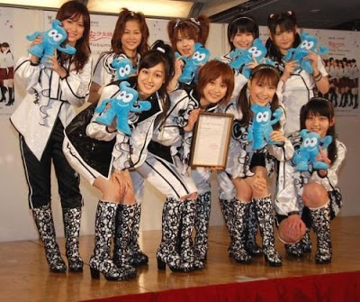 J-POP (CANTANTES,SEIYUS,BANDAS,ETC) - Página 2 Morning-Musume-Picture-1