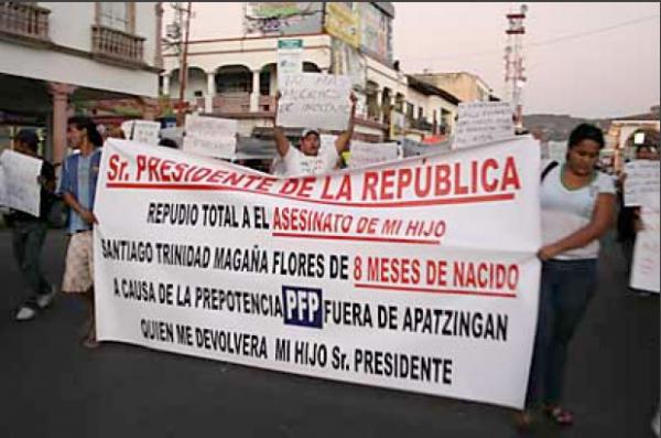 'La Familia' narcogobierno en Michoacán Protesta-contra-pfp-en-apatzingan-por-muerte-de-menor