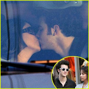 Se nos casa Kevin Jonas! Kevin-jonas-danielle-kissing-car