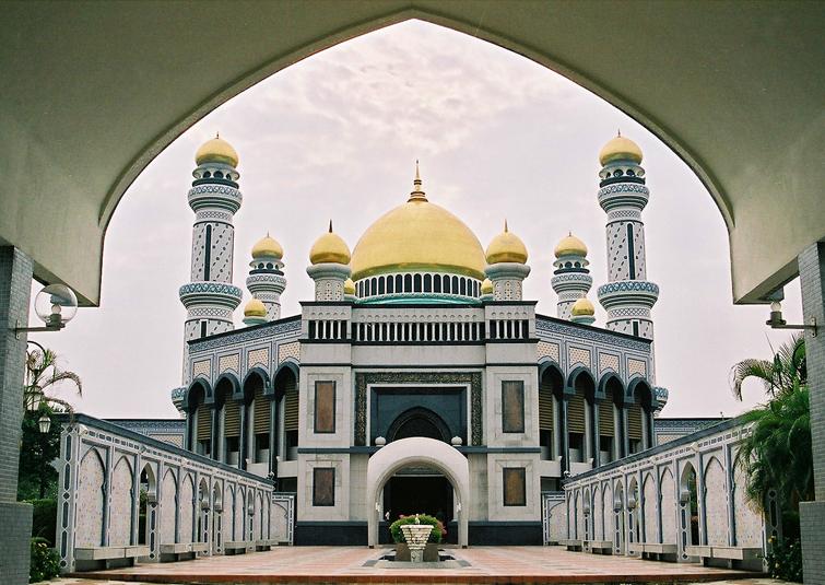   Brunei-city%2B%2812%29