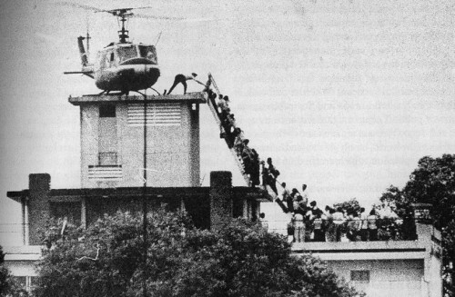 NAM IMAGES Fall_of_saigon-500x327