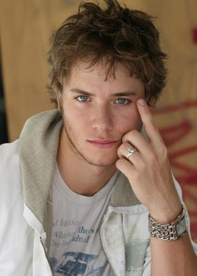 PSEO EN FAMILIA Jeremy-sumpter-20080720-438956