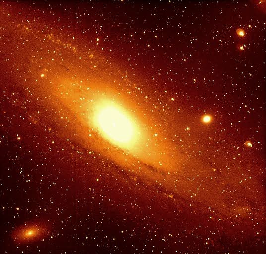 LAS ESTRELLAS (EL SOL) Andromeda