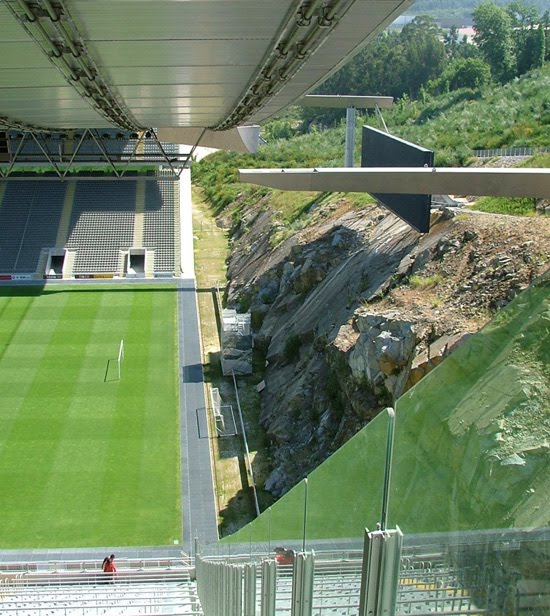 Stadiumet me te cuditshme te botes! Braga-rocky-stadium