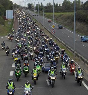 Faro 2010 - Página 2 Motards