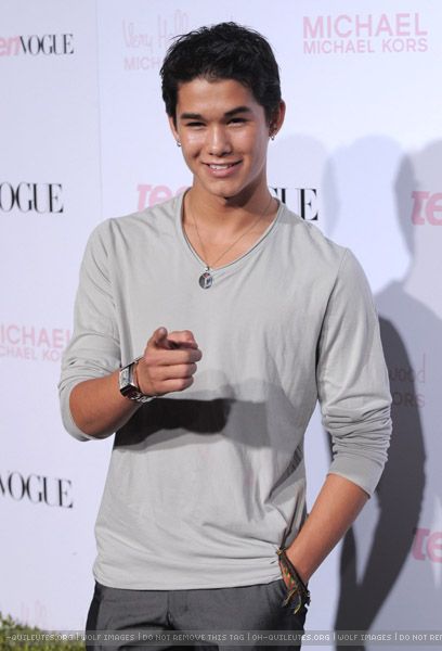 BooBoo Stewart At Teen Vogue Young Hollywood Party 009