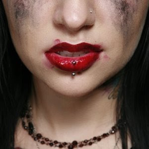 Escape The Fate [Dying is Your Latest Fashion] Escape%2BThe%2BFate%2B-%2BDying%2BIs%2BYour%2BLatest%2BFashion