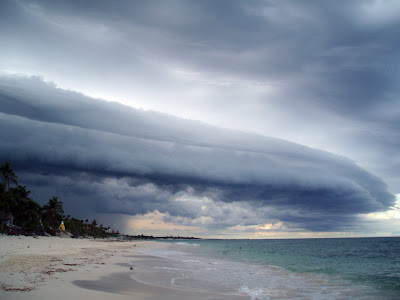 வானம் பார்த்த Shelf_Clouds_1