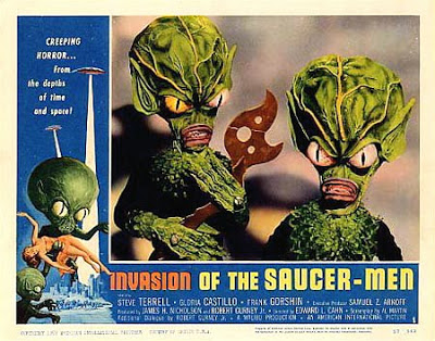 The Outer Space Men/The colorforms aliens 60's - Page 2 Invasion-of-the-saucer-men-lobby-card