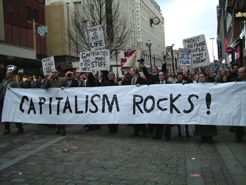 ¿Te mola tu curro? Capitalism-rocks-protest