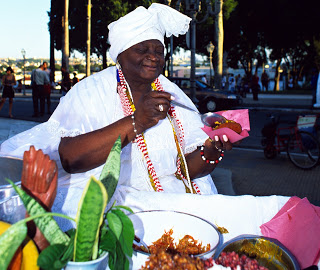 SR.POPO JA FOI UMA BAHIANA DE ACARAJE Baiana-de-acaraje