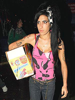 Modni ziri - Page 11 Amy_winehouse2