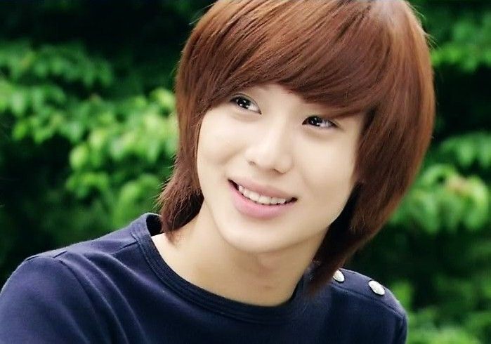 تقرير عن فرقه SHINee Taemin_SHINee__17072009123249