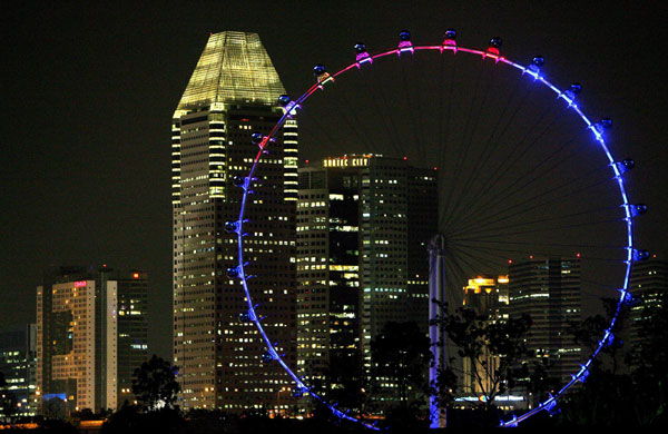 Sights You'd Like to See in a Bond Film - Page 2 Gallery-Singapore-Flyer-T-005