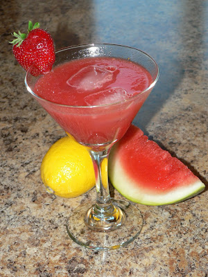 Limonade aux fraises et au melon d'eau de Isabelle d P1110877