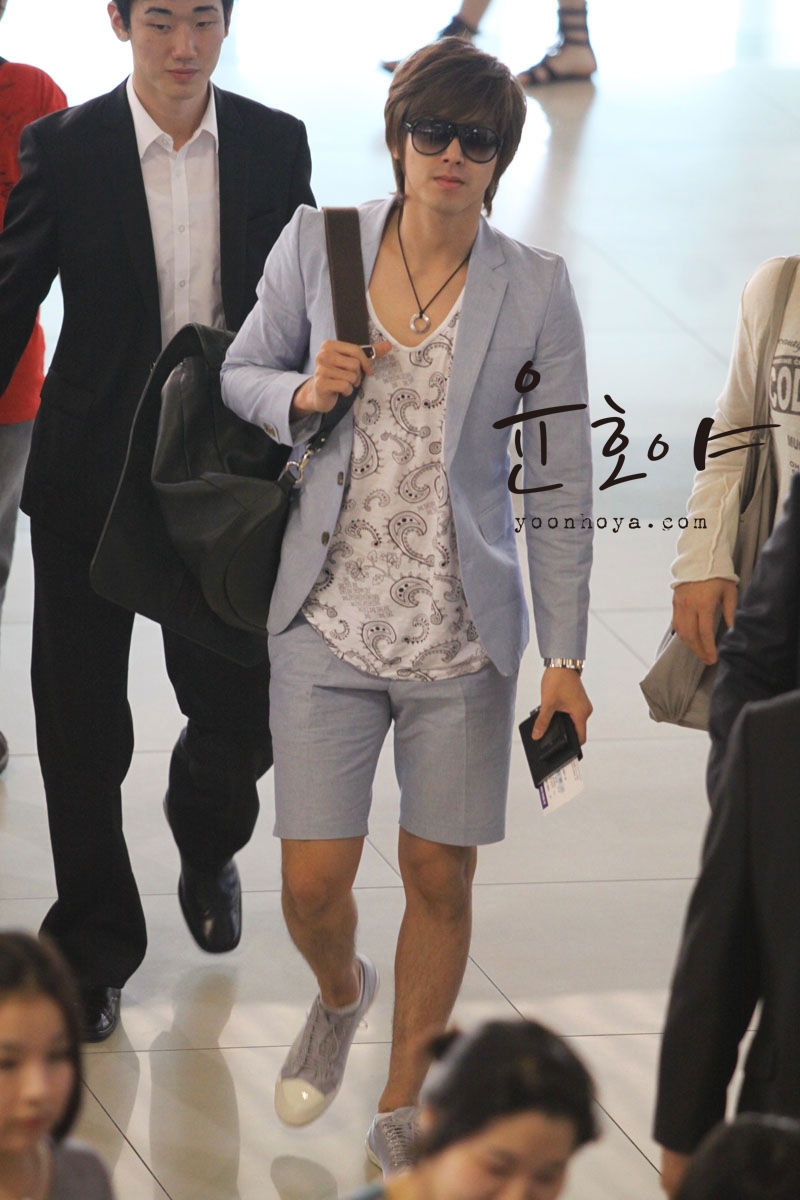 [Tổng hợp Pic] Yunho at Gimpo Airport Gm11