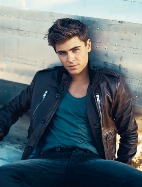 Hermanastros- Zayn Malik-  Zac-Efron-2010-Details-Magazine-zac-efron-14582620-456-600