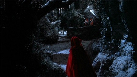 the company of wolves - En compañía de lobos (The Company of Wolves ,1984) Redridinghood