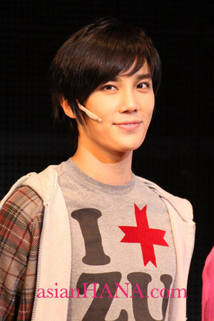 Park Jung Min @ Kizuna Musical de japon 6