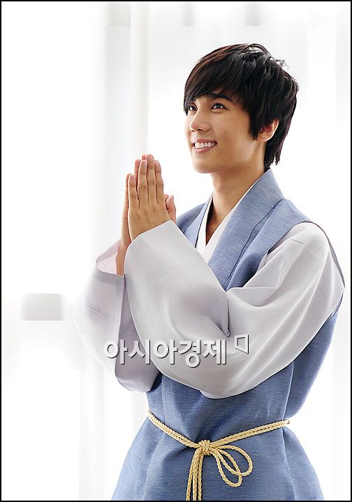 Un Feliz Año Nuevo Lunar de Park Jung Min! 12