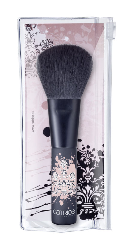 LO MAS DESEADO DE CATRICE - Pgina 30 Catr_UrbanBaroque_PowderBrush_Pouch