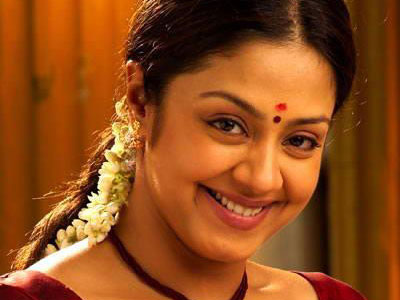 நடிகை ஜோதிகா அஜித் குமார் புகைப்படங்கள்.. Jyothika%2B(1)