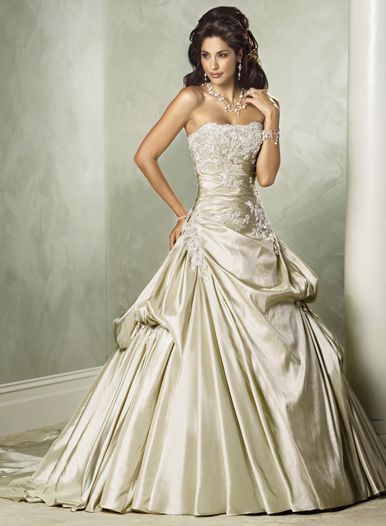 Massive Dream Wedding Dresses Topic v1 - Page 8 Aurelie