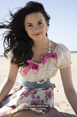 Demi Lovato: Photoshoots - Página 2 007mz