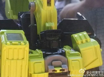 [Combiners Tiers] GENERATION-TOY GRAVITY BUILDER aka DEVASTATOR - Sortie 2015-2016 - Page 4 35I2GSs1