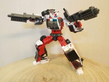 [MakeToys] Produit Tiers - Gamme MT - Basé sur les BD TF d'IDW - Page 10 5LYUCiKD