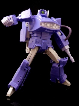 [Masterpiece Takara Tomy] MP-29 LASERWAVE aka SHOCKWAVE - Sortie Mars 2016 - Page 3 7GN7jf0C