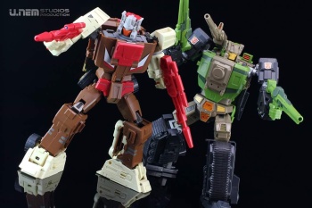 [Masterpiece Tiers] MAKETOYS MTRM-04 IRON WILL aka HARDHEAD - Sortie Fevrier 2016 - Page 4 7lM5hlWa