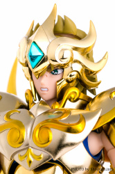  [Comentários] Saint Cloth Myth EX - Soul of Gold Aiolia de Leão - Página 9 BwwWhspV