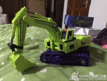 [Toyworld] Produit Tiers - Jouet TW-C Constructor aka Devastator/Dévastateur (Version vert G1 et jaune G2) - Page 3 INu8dljO