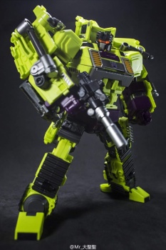 [Combiners Tiers] GENERATION-TOY GRAVITY BUILDER aka DEVASTATOR - Sortie 2015-2016 - Page 9 NxbCYTBK