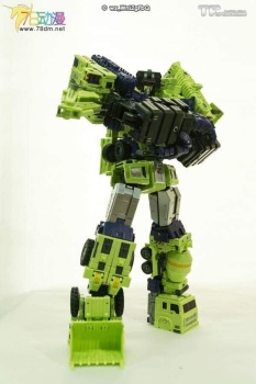 [Combiners Tiers] TOYWORLD TW-C CONSTRUCTOR aka DEVASTATOR - Sortie 2016 - Page 16 TDxncT9c