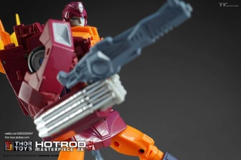 [Masterpiece Takara Tomy] MP-28 HOT ROD v2.0 - Sortie Fevrier 2016 - Page 4 VMpebryl