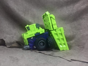 [Combiners Tiers] TOYWORLD TW-C CONSTRUCTOR aka DEVASTATOR - Sortie 2016 - Page 15 Y3nA41Pa