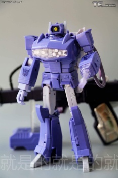 [Masterpiece Takara Tomy] MP-29 LASERWAVE aka SHOCKWAVE - Sortie Mars 2016 - Page 4 ZHxDCeu2