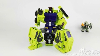 [Combiners Tiers] TOYWORLD TW-C CONSTRUCTOR aka DEVASTATOR - Sortie 2016 - Page 15 Be5D2577