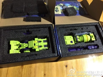 [Combiners Tiers] TOYWORLD TW-C CONSTRUCTOR aka DEVASTATOR - Sortie 2016 - Page 9 DbwNUByK