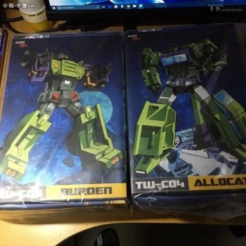 [Toyworld] Produit Tiers - Jouet TW-C Constructor aka Devastator/Dévastateur (Version vert G1 et jaune G2) - Page 6 H4dmcFF9