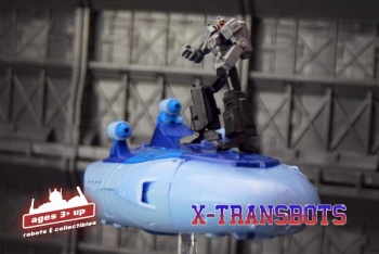 [X-Transbots] Produit Tiers - MX-II Andras - aka Scourge/Fléo - Page 2 HgXOlm9C