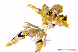  [Comentários] Saint Cloth Myth EX - Soul of Gold Aiolia de Leão - Página 9 LunheuQp