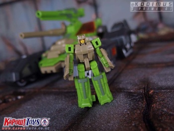 [Masterpiece Tiers] MAKETOYS MTRM-04 IRON WILL aka HARDHEAD - Sortie Fevrier 2016 - Page 4 LxyNwgVZ