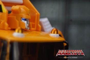 [Masterpiece Tiers] MAKETOYS MTRM-05 WRESTLE aka GRAPPLE - Sortie Debut 2016 - Page 3 NvyRfHMj